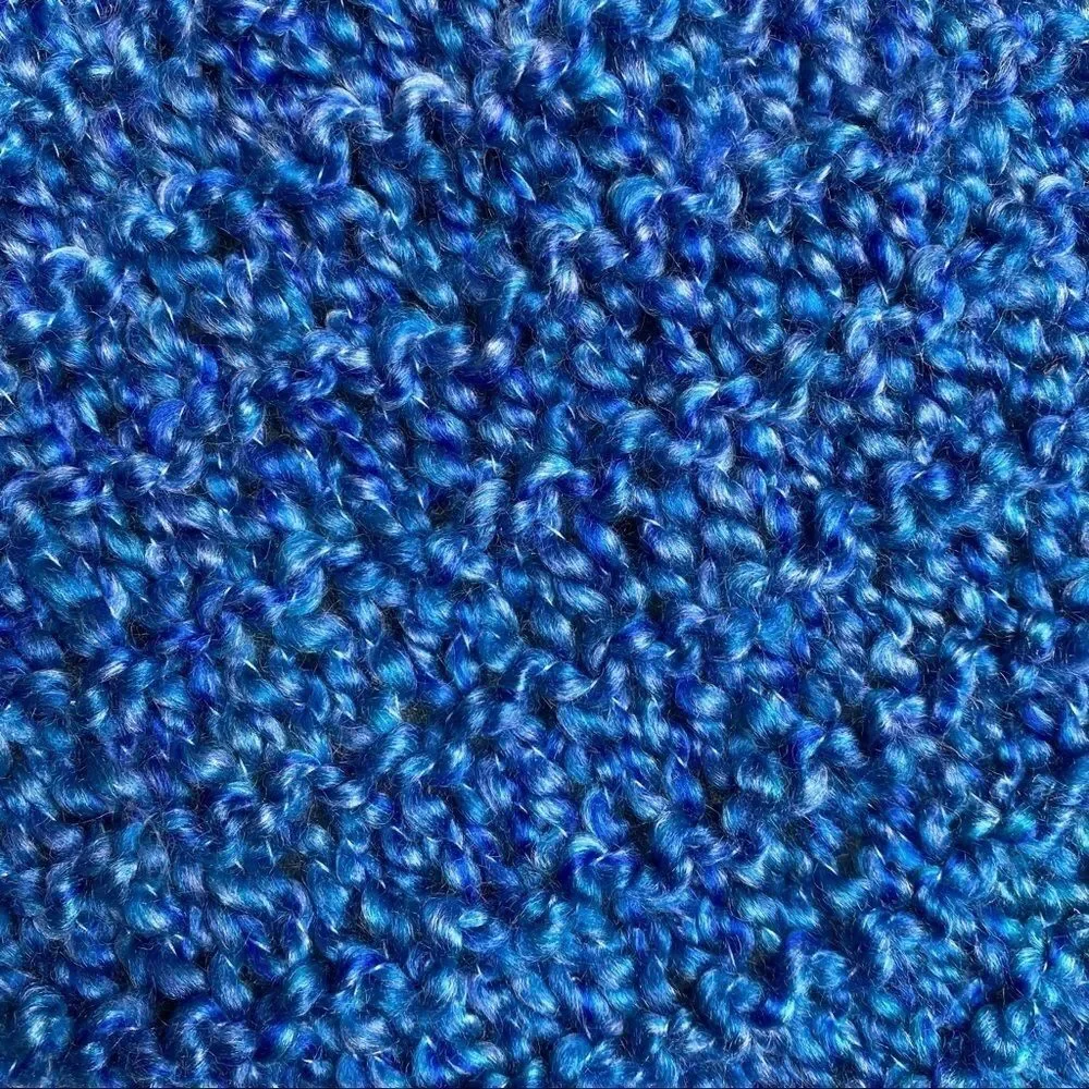 Unisex Hand-knit Oblong Blue Scarf